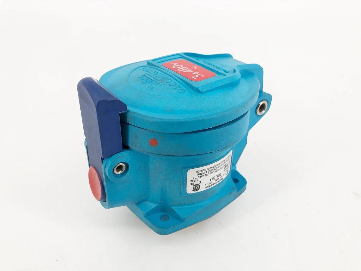 New Meltric 63-34043 Switch Rated Receptacle DSN30 480V 30A - No Box