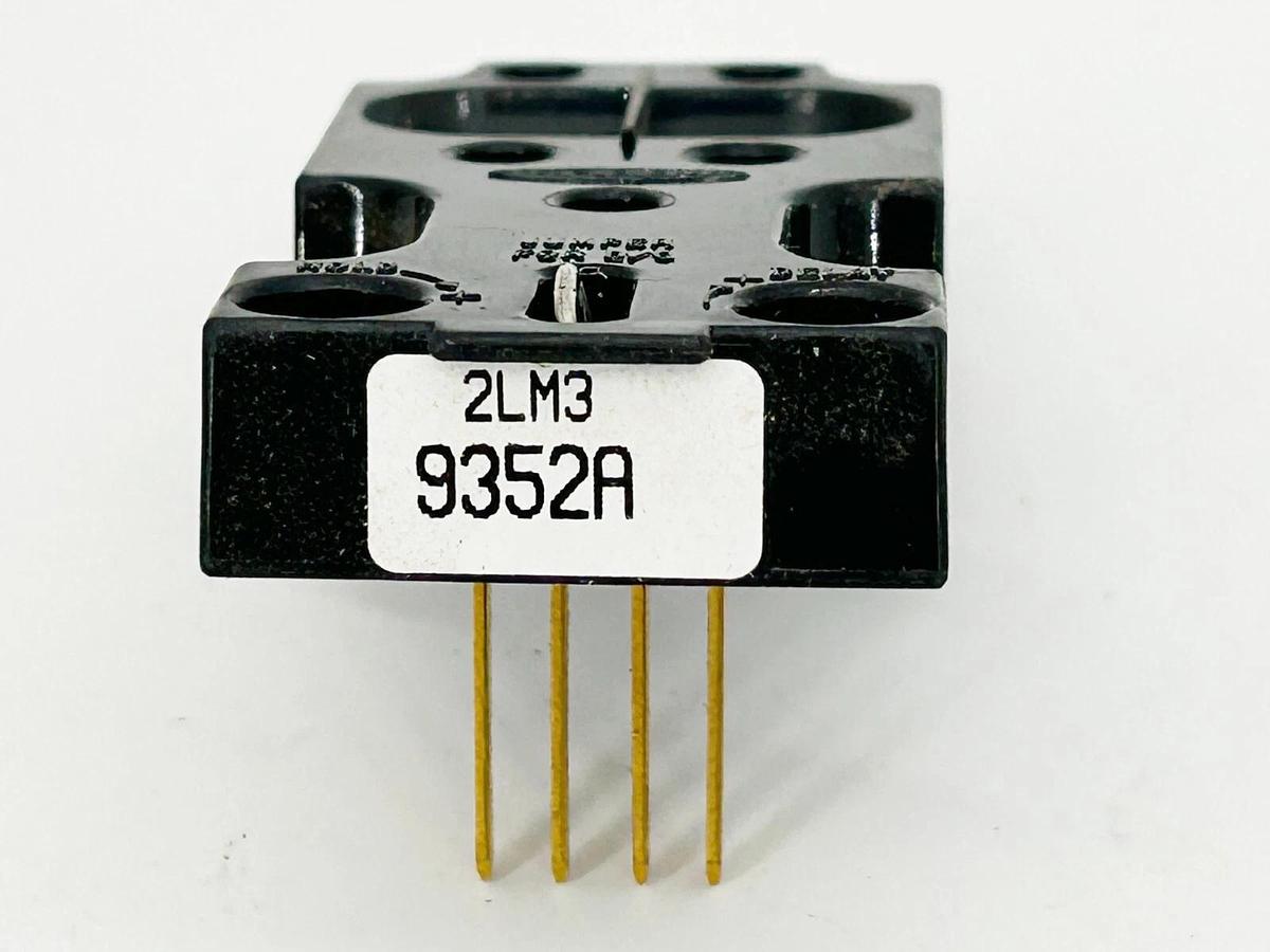 New Banner Engineering 2LM3 Multi-Beam 2 Wire AC Logic Module 16536