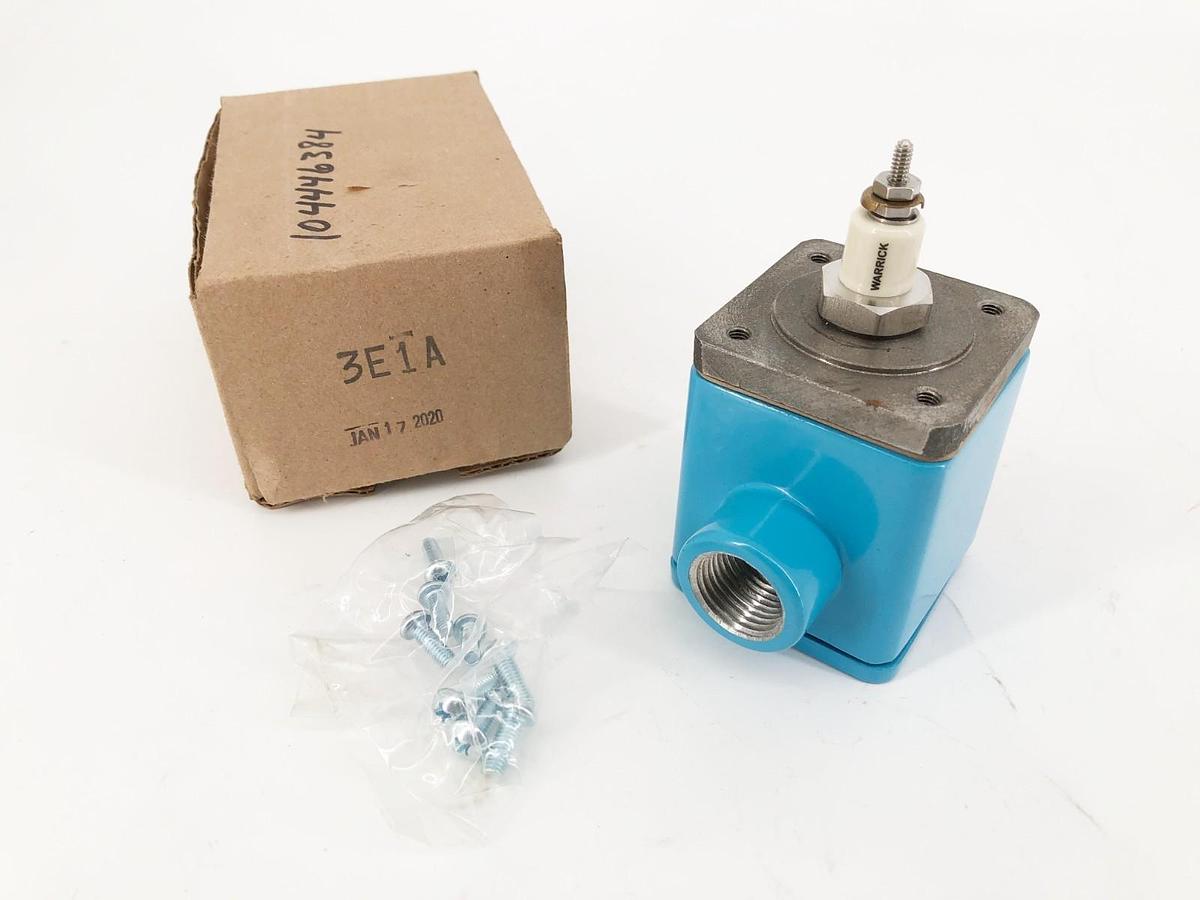 New Warrick Controls Gems Sensors 3E1A Threaded Single Probe Fitting 1" NPT