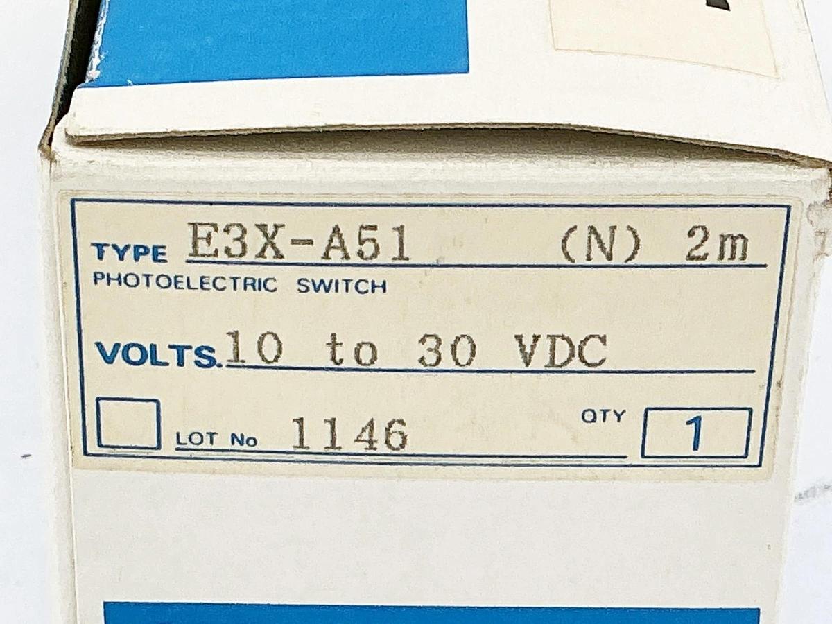 New Omron E3X-A51 Photoelectric Sensor 10-30VDC 2MM 5 Wire