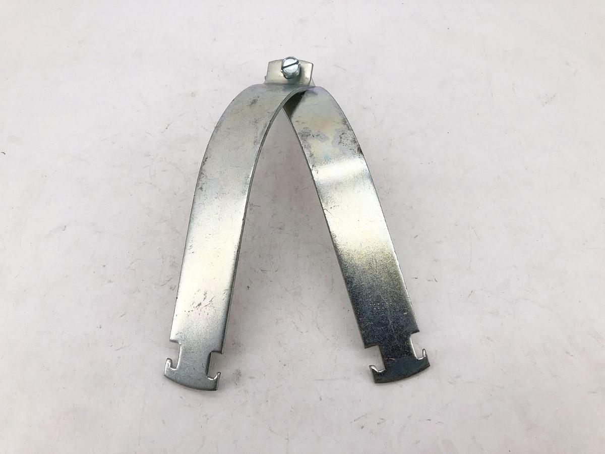 New Thomas & Betts 702-6 Conduit Pipe Clamp 6" - No Box