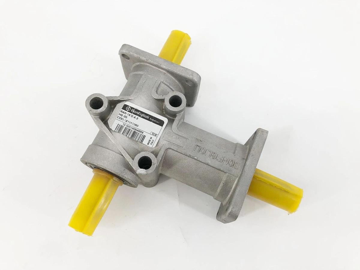 New Bonfiglioli RAN15DA2HSB3 Right Angle Gear Unit 127010060 - No Box