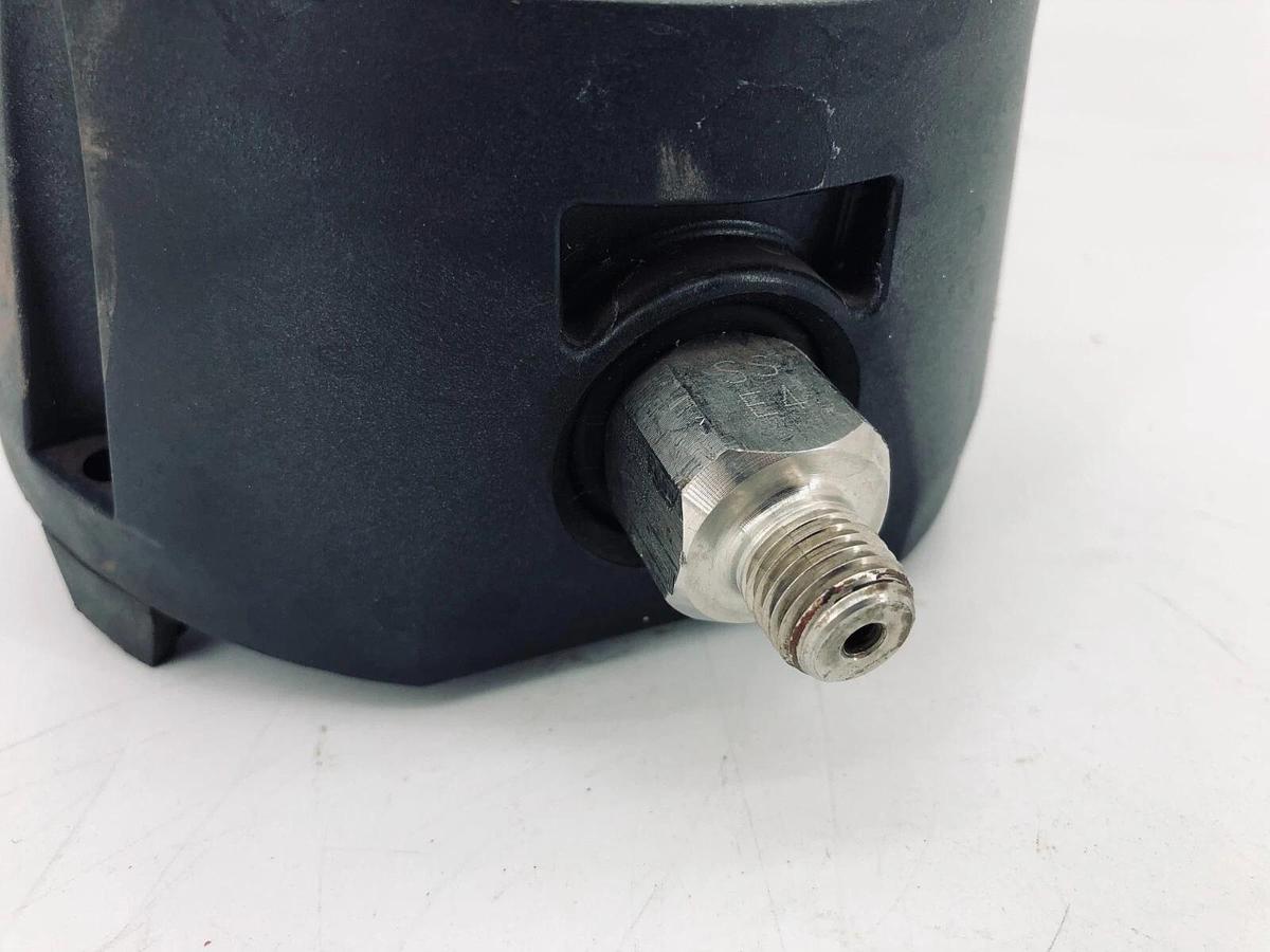Used WIKA 9834826 Process Gauge 4.5 Dial 1/2 NPT Connection 0 to 60 Psi
