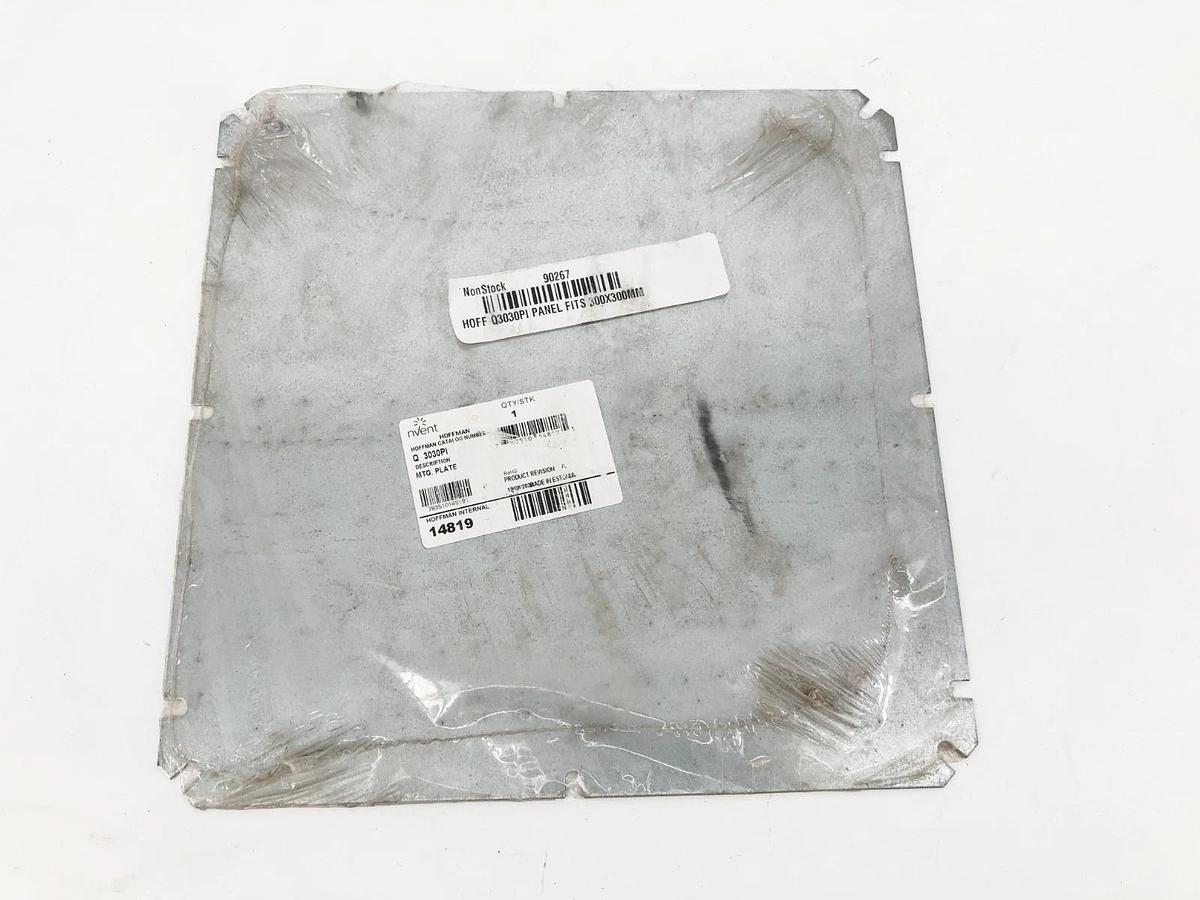 New Hoffman Q3030PI Mounting Plate 300mm x 300mm 14819 - No Box