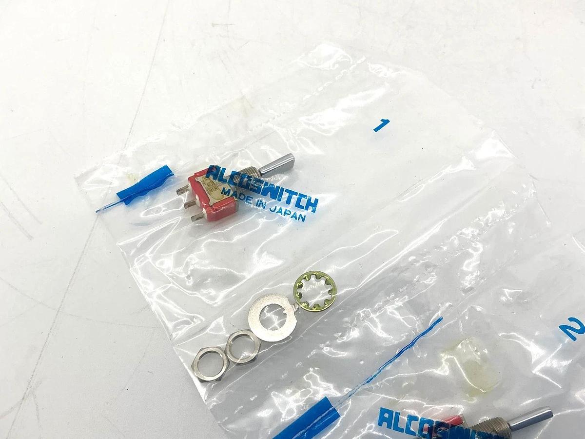 Lot of 5 New Alcoswitch A103P3YZQ Gemini Ser Toggle Switch 3-Pin 3-Pos 5A 125V