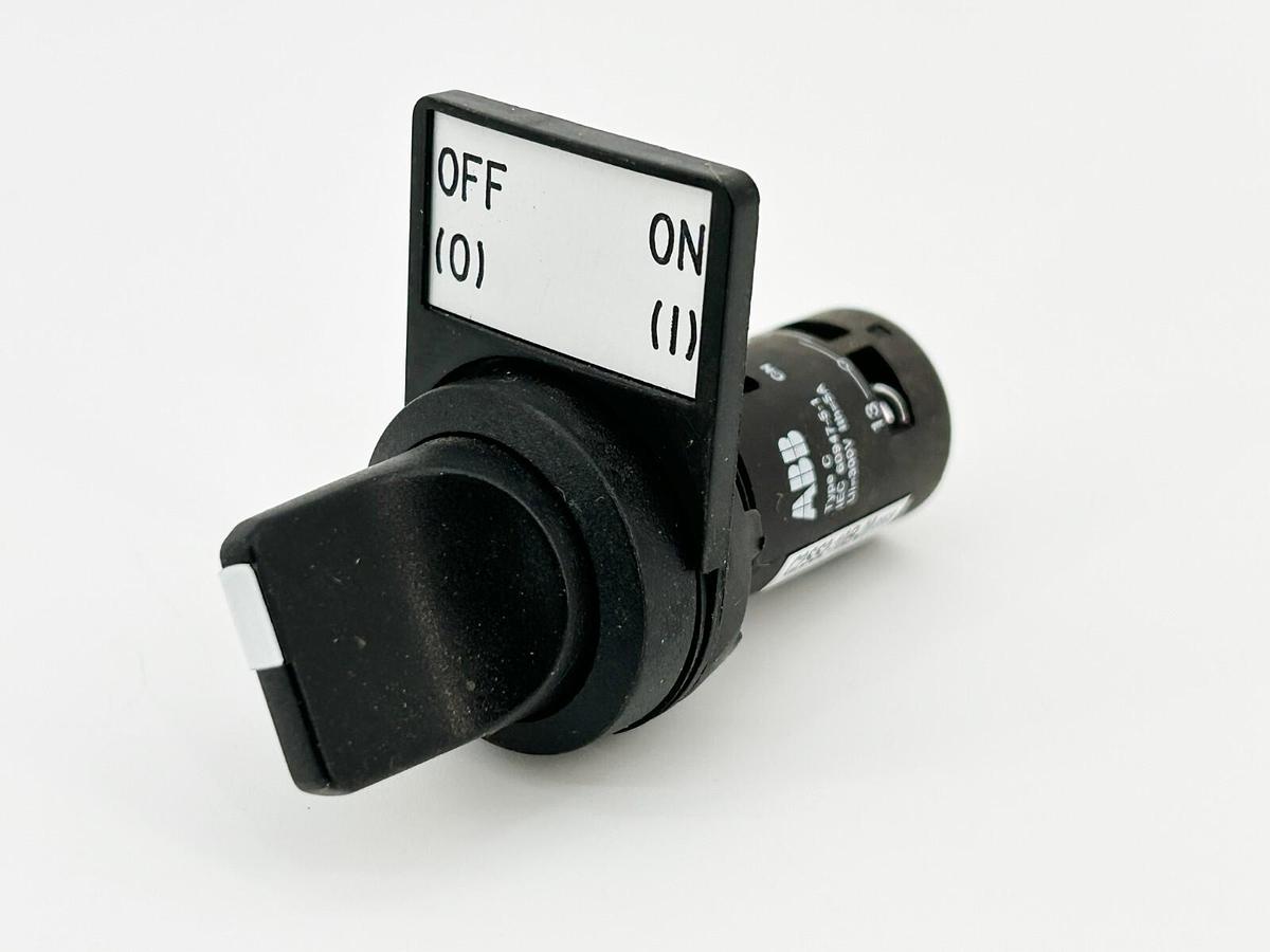 New ABB C2SS2-10B-20 Selector Switch 2 Pos 300V 5A 2 Pole Illumination