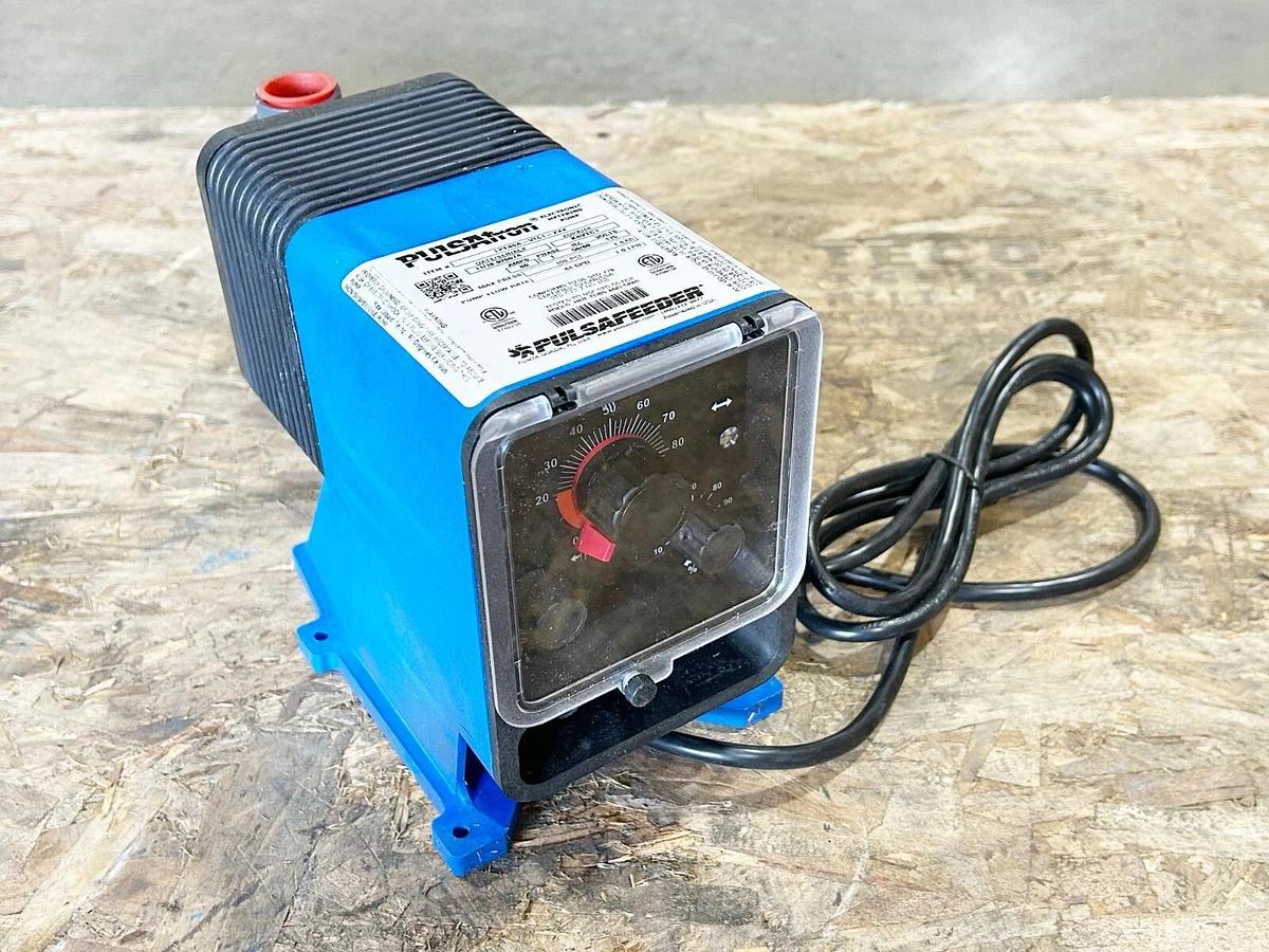 New Pulsafeeder LPE4SA-VTC1-XXX Metering Pump Motor 100PSI 44GPD 115V