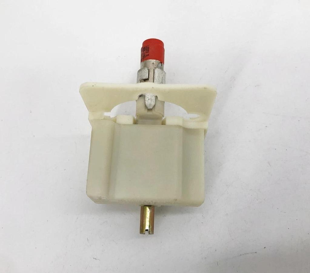 New Schneider Electric 9001KM58LR Red LED Light Block 120VAC/DC - No Box