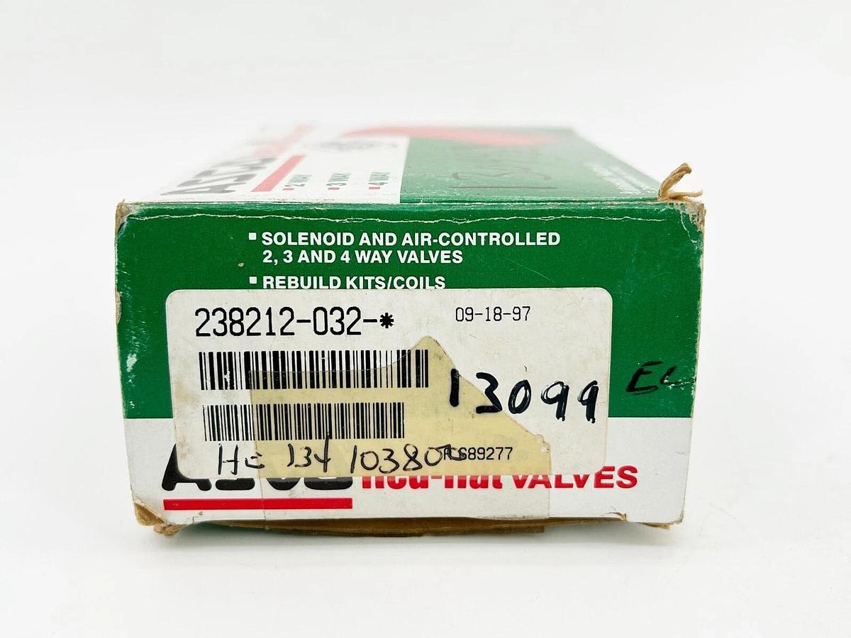 New Asco 238212-032 Solenoid Valve Coil Spade Terminals 120V 60Hz 8.1W 3 Pin