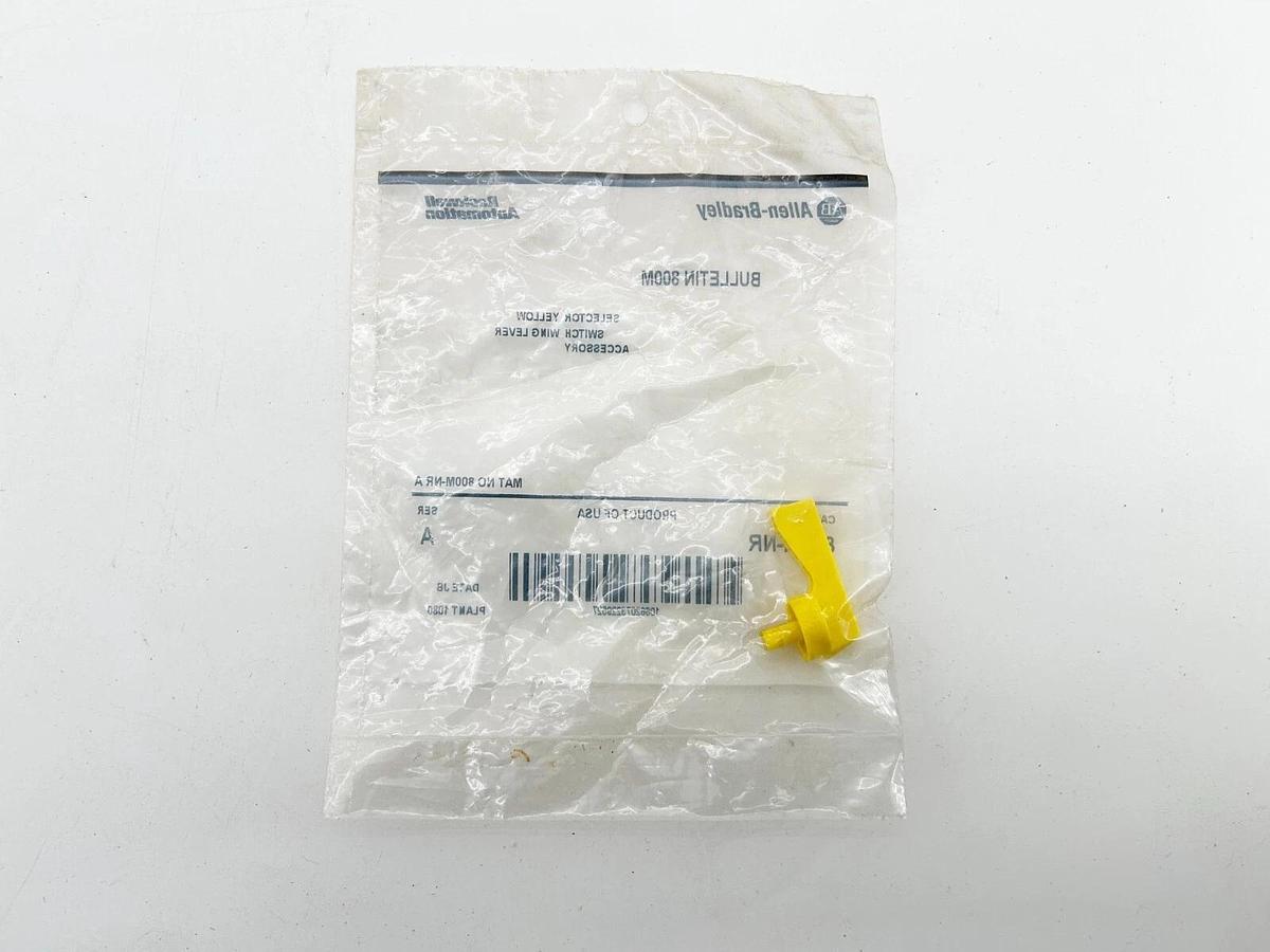 New Allen Bradley 800M-NR Selector Switch Wing Lever 22MM Yellow Ser.A