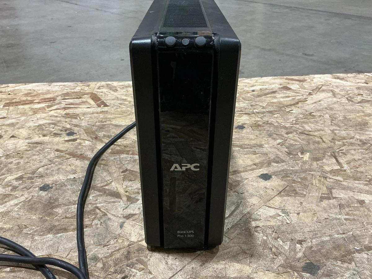 Used APC BR1300G Uninterruptible Power Supply 12A 120V 50/60HZ MISSING BATTERY