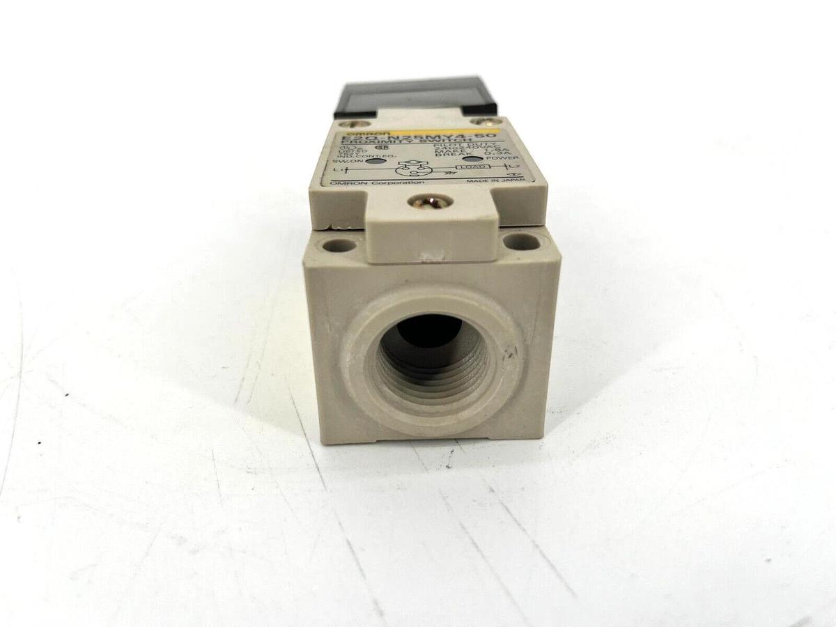 New Omron E2Q-N25MY4-50 Proximity Switch Pilot Duty 24-240VAC
