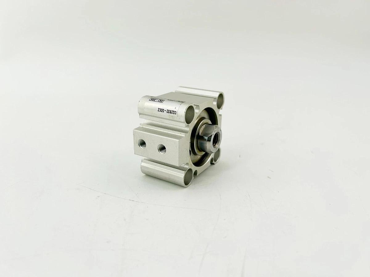 New SMC CQ2B32-5DCZ Compact Cylinder 1.0MP