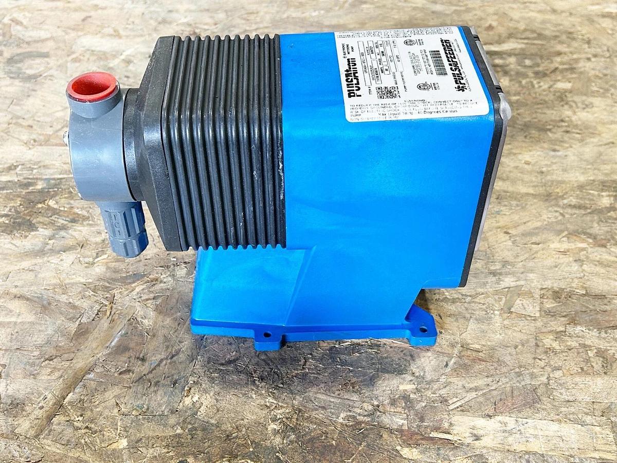 New Pulsafeeder LPE4SA-VTC1-XXX Metering Pump Motor 100PSI 44GPD 115V