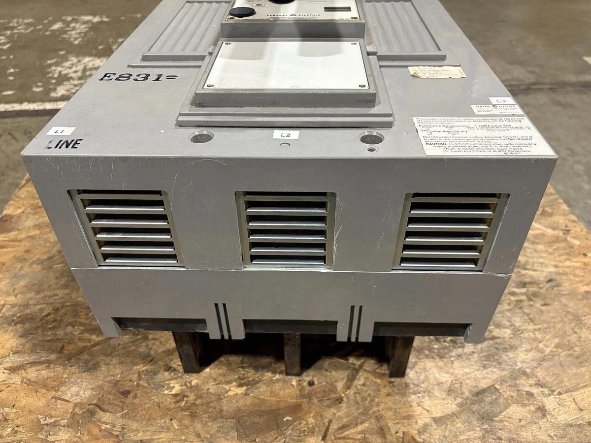 Used GE General Electric TPMMF76B Power Break Circuit Breaker w/ 800A Trip Unit