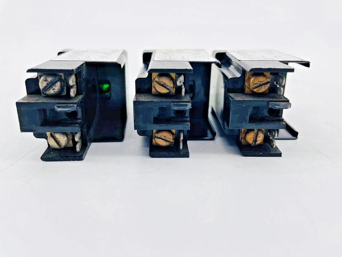Used Lot of 3 Allen Bradley 800MR-Q24S Pilot Light Green 24V Ser D