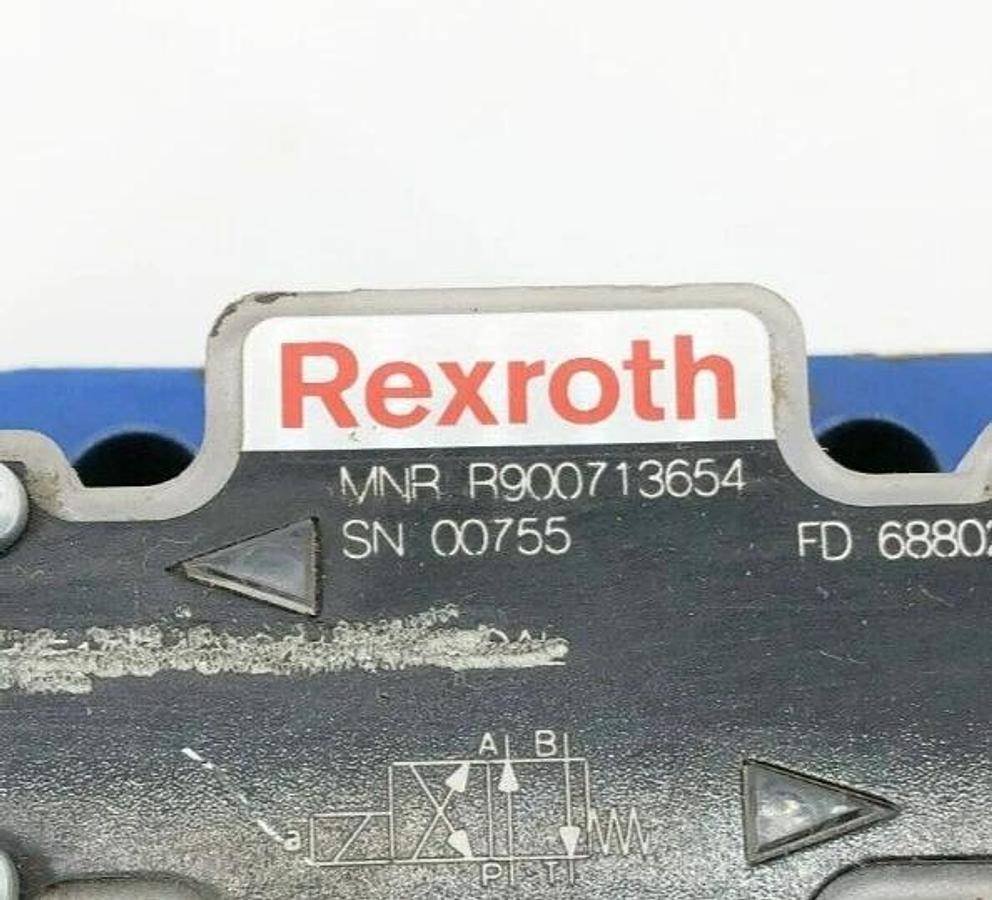 New Rexroth R900713654 Direct Acting Solenoid Valve 120V Coil