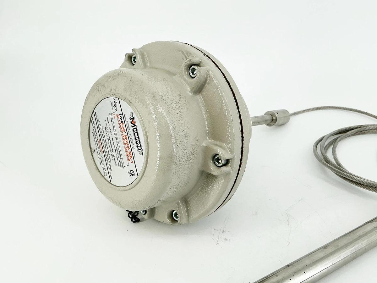 New Monitor 11-8331-1 Level Switch Sensor Probe 10HO 230V 30PSI - No Box