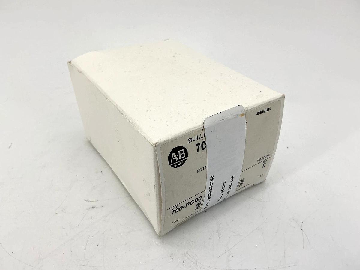 New Allen Bradley 700-PC00 Ser E Relay Third Deck Type P 0-Pole 0NO 700PC00