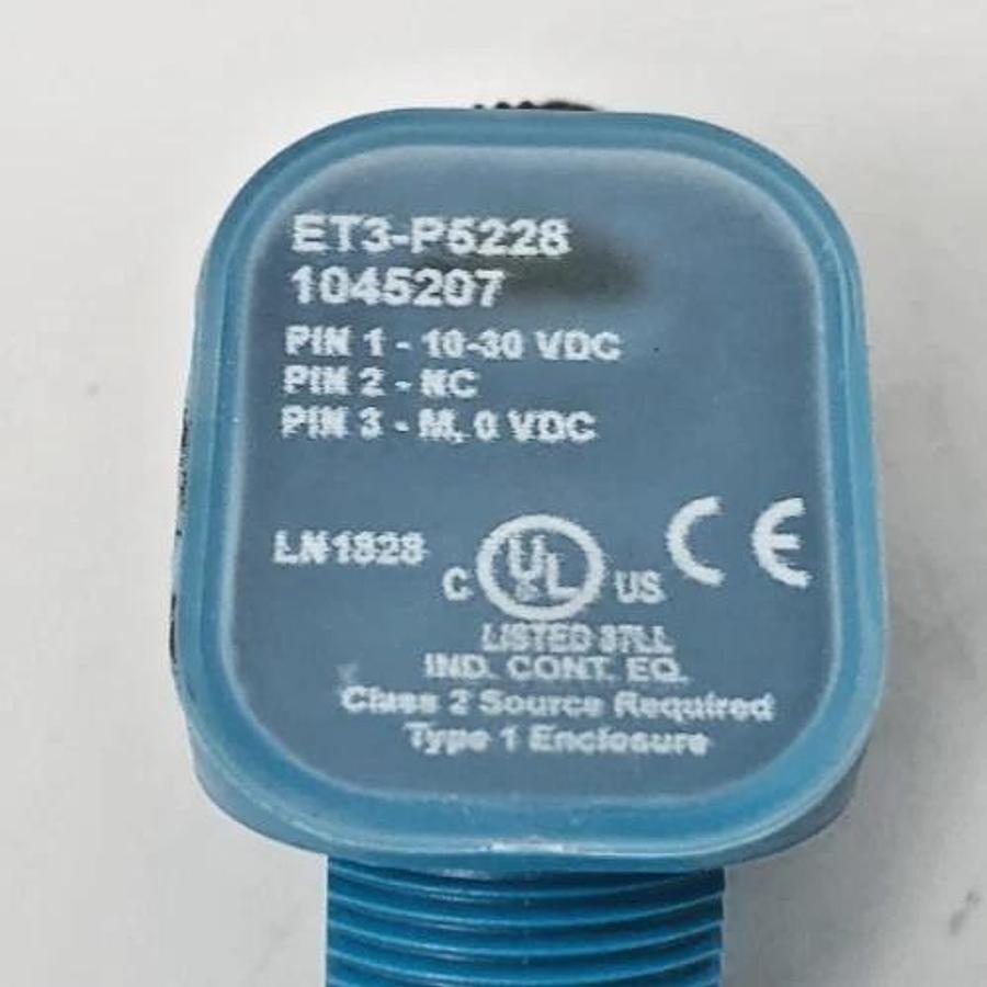 New Sick ET3-P5228 Optical Sensor 10-30VDC 5-155mm Range 1045207 - No Box