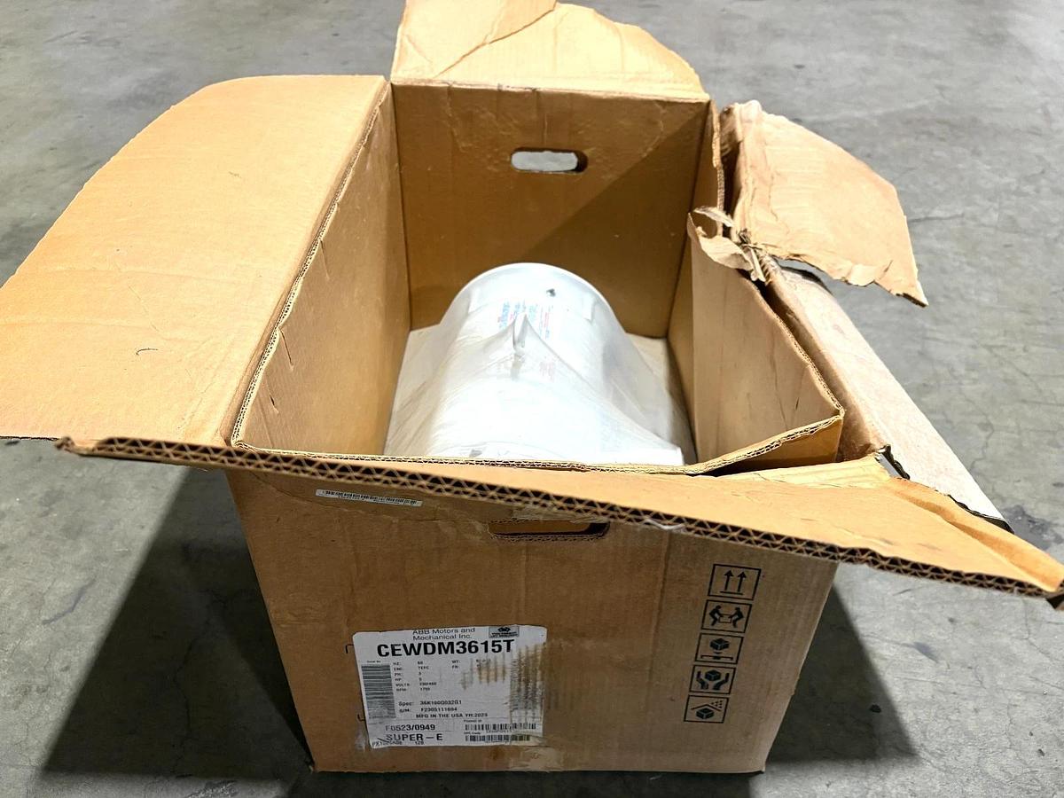 New Baldor CEWDM3615T 5hp Washdown TEFC Motor 230/460V 1800rpm 184TC Frame