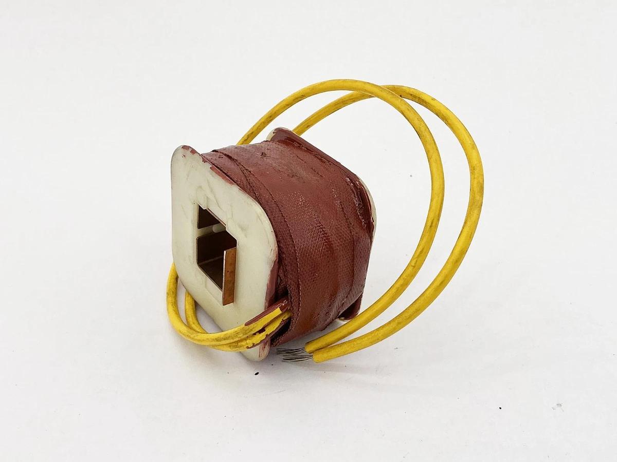 New Numatics 139-141P Solenoid Coil 120V 60Hz - No Box