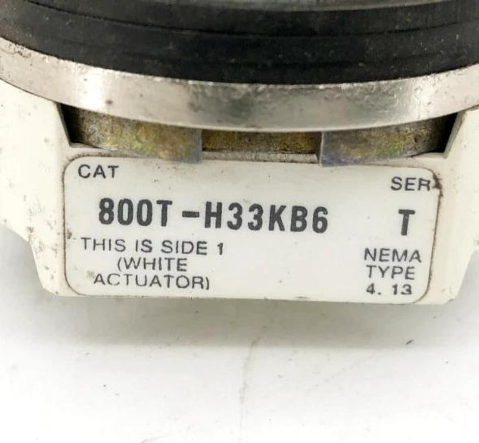 New Allen-Bradley 800T-H33KB6 Ser. T Selector Switch - Core Only