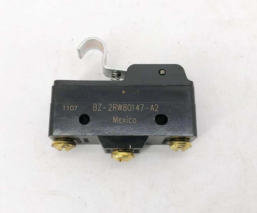 New Microswitch BZ-2RW80147-A2 Snap Action Switch SPDT 15A 125VAC - No Box