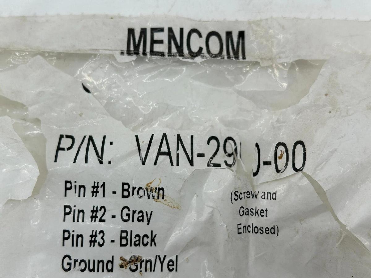 New Lot of 2 Mencom Corp VAN-290-00 Solenoid Valve Connector 250V