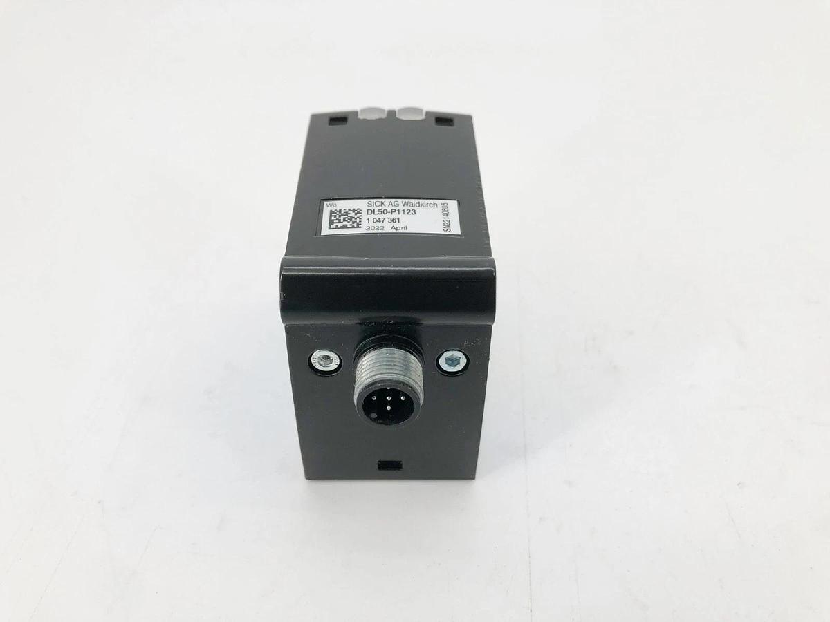 New Sick DL50-P1123 Distance Sensor 200-50000mm Range 10-30VDC