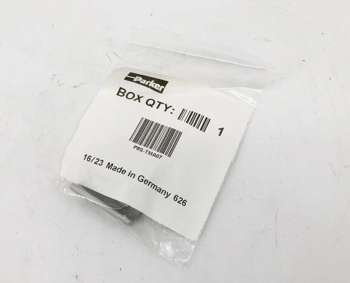 New Parker P8S-TMA07 Sensor Mount P1D-T 32-100