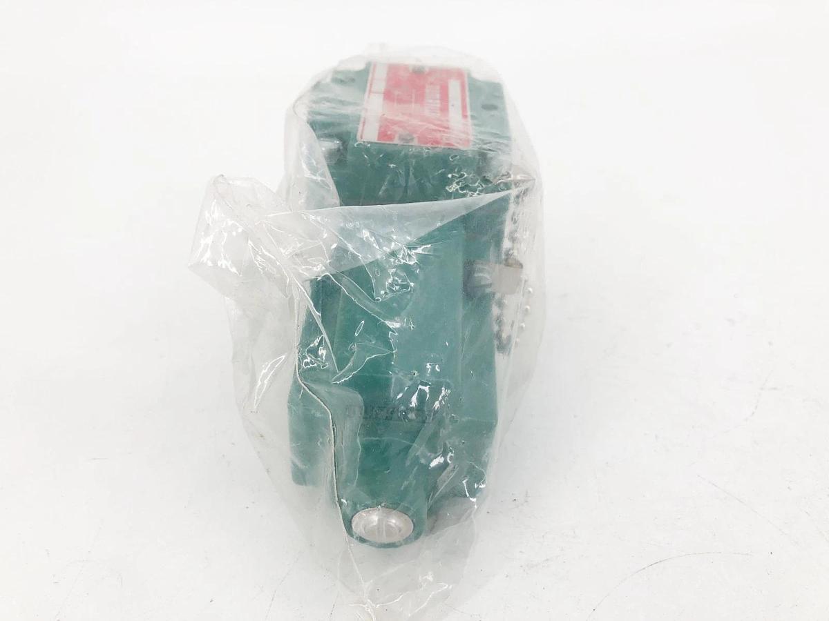 New Numatics 12SAD4 OA11B30 Pneumatic Solenoid MK10 120V .16A 12SAD400OA11B30