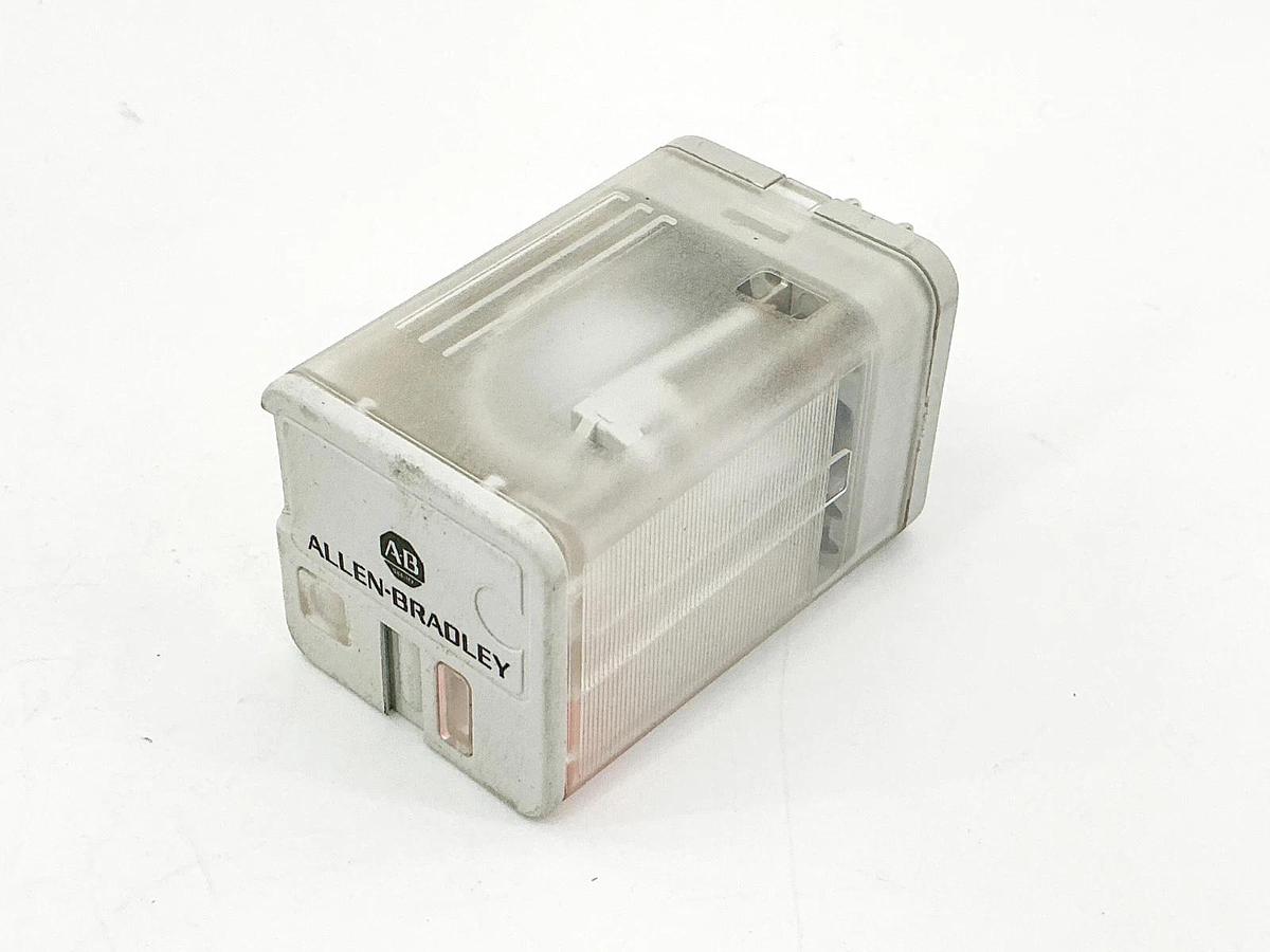 New Lot of 2 Allen Bradley 700-HA32A12 Control Relay 12VDC 10A Ser.A