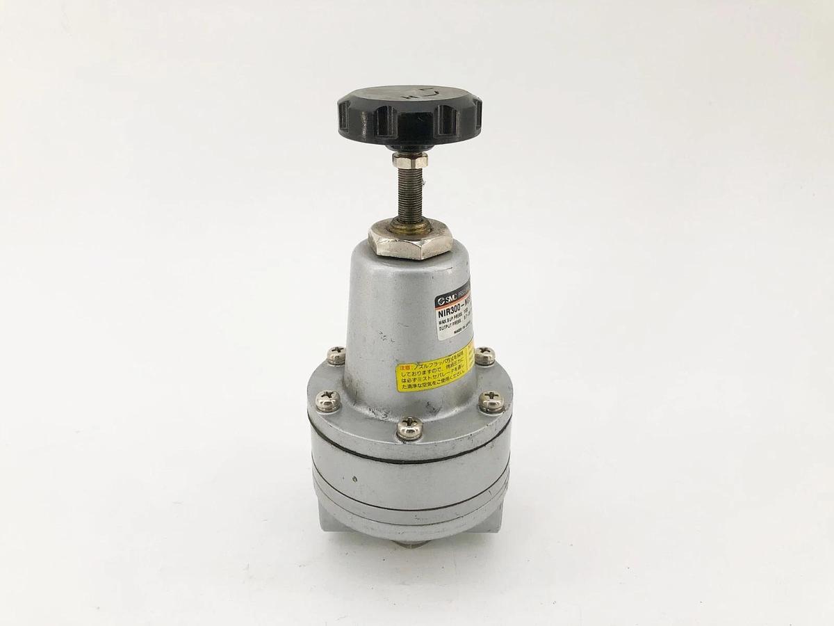 Used SMC NIR300-N03 Precision Regulator 3/8" NPT 100psi