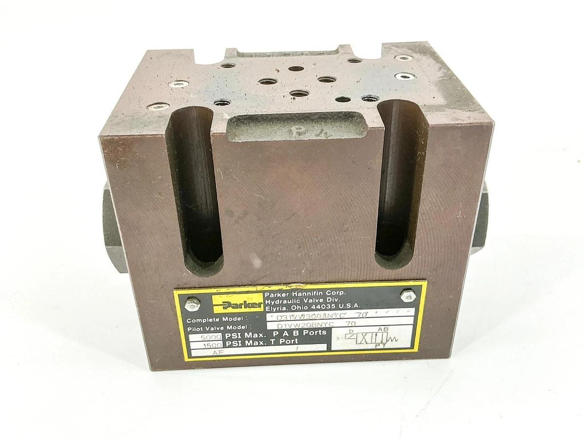 Used Parker D31VW30B4NYC-70 Valve Base Only 5000PSI