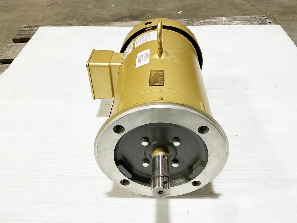 New Baldor 0107396895-000010 Electric Motor 2HP 575V 1175RPM 3PH M36G271S955G1