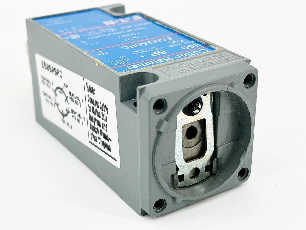 New Cutler Hammer E50SA6PC Limit Switch Single Pole 10A 240V W/O Box