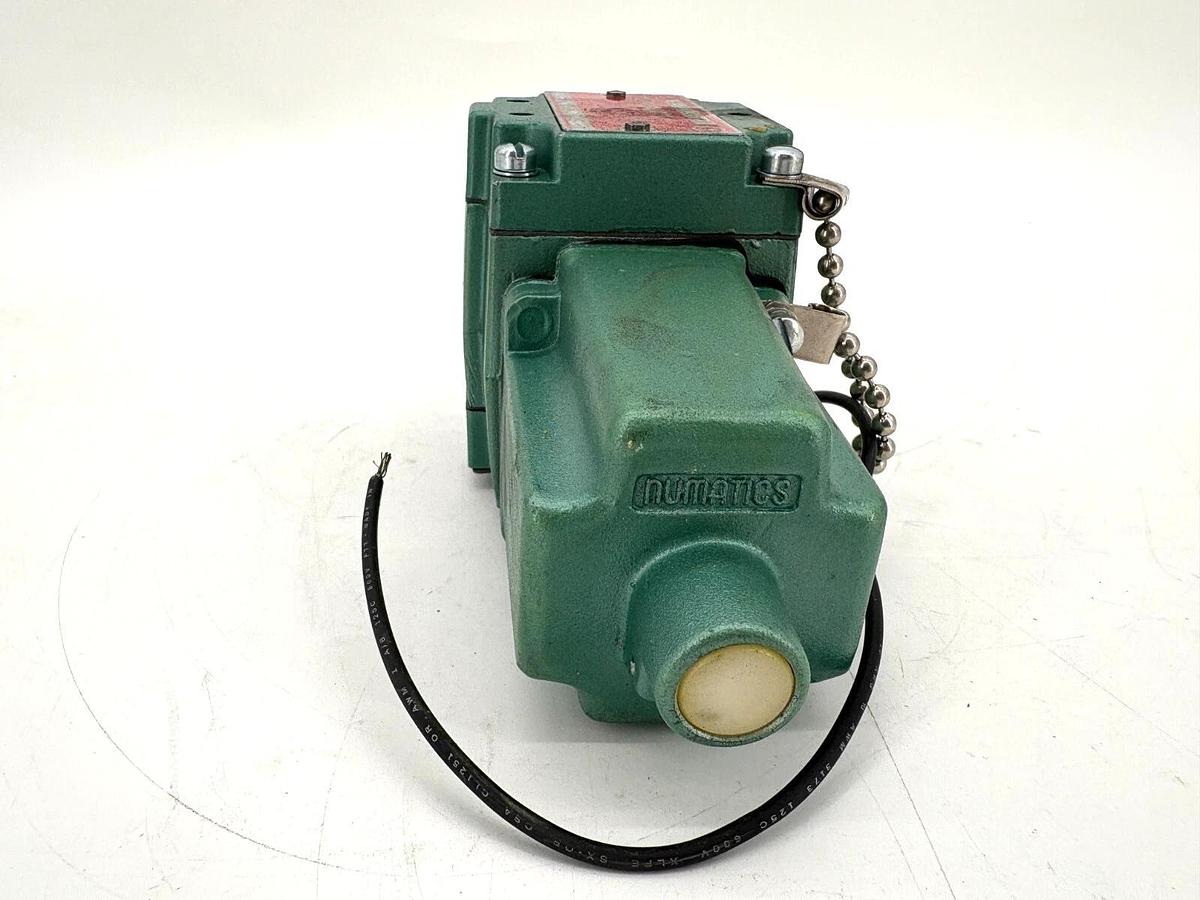 New Numatics 12SAD4-0A00030 Solenoid Valve 120V 12SAD400OA00030 - No Box