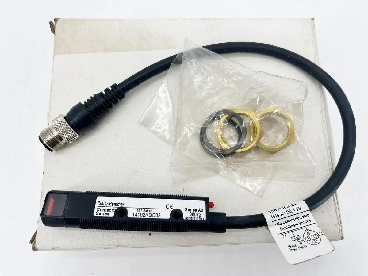 New Eaton Cutler-Hammer 14102RQD03 Comet Photoelectric Sensor 18mm tubular