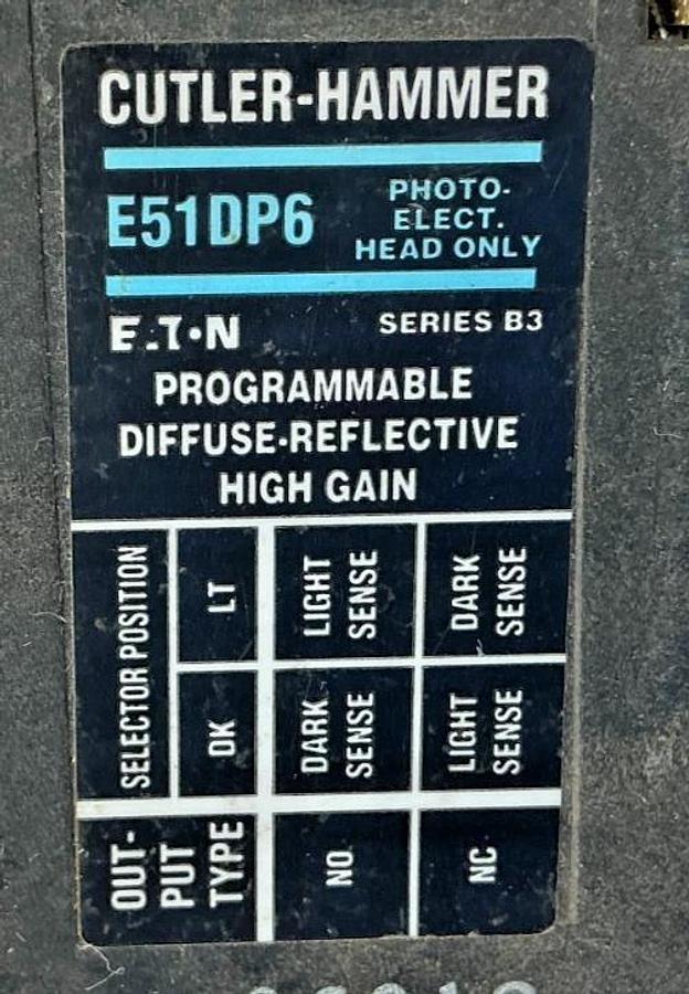 Used Cutler-Hammer E51DP6 Ser B3 Photoelectric Head Diffuse-Reflective 19inch Range