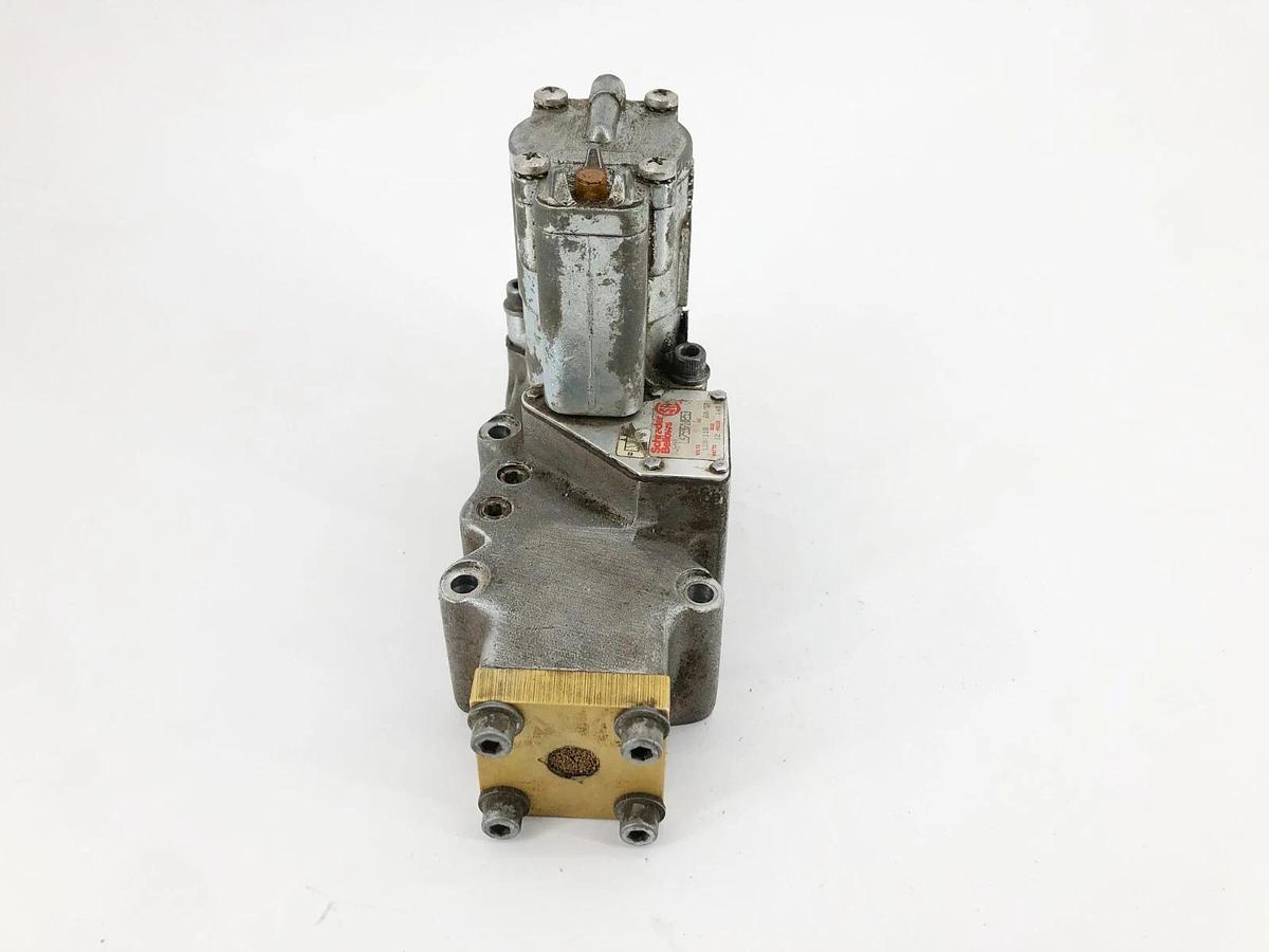 Used Schrader Bellows L6753910253 Solenoid Valve w/ Pilot Model K1759035 120V 140psig