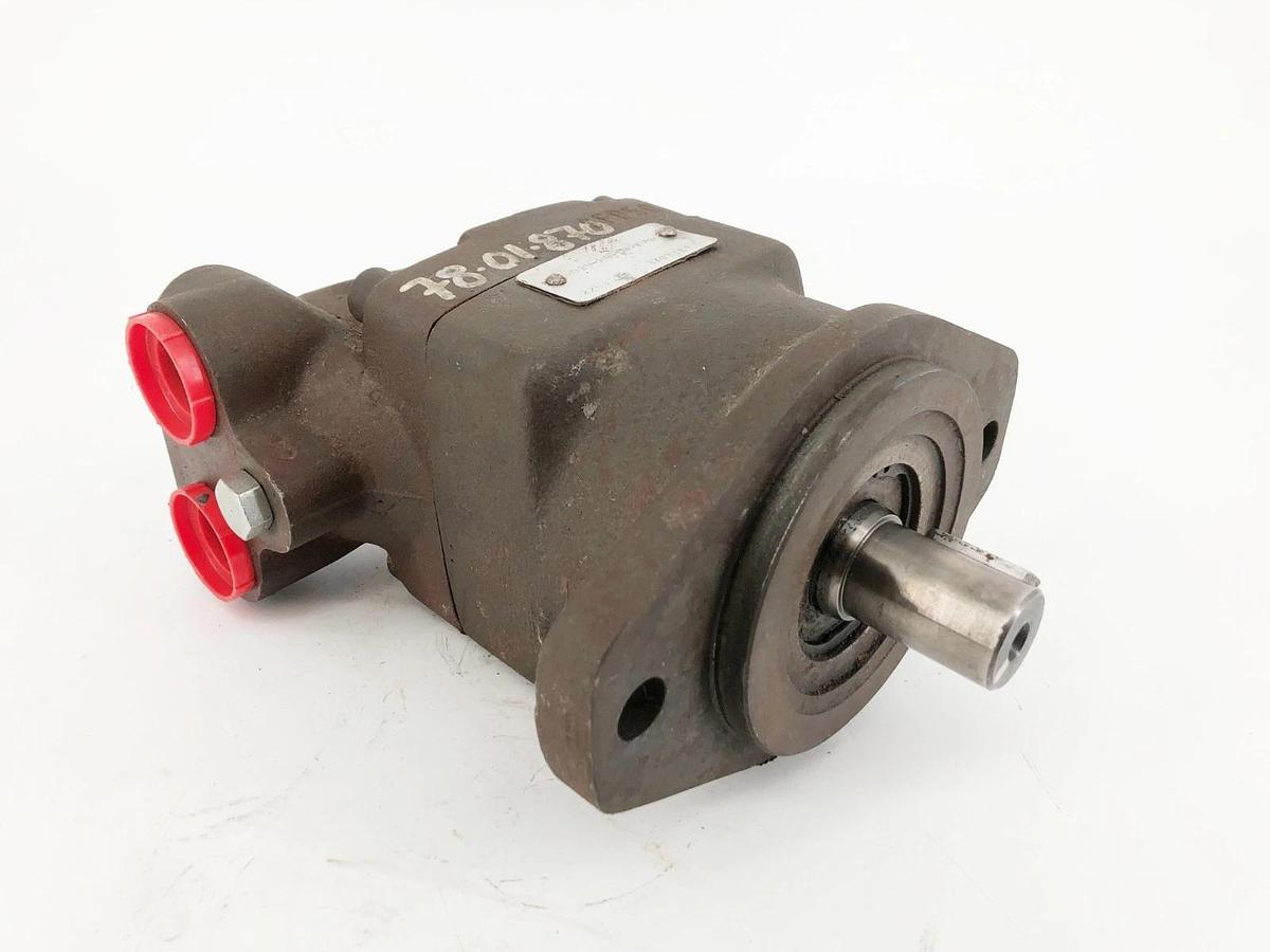 Used Parker 3707314 Small Frame Fixed Displacement Bent Axis Motor F11-019-HU-SH-T-00