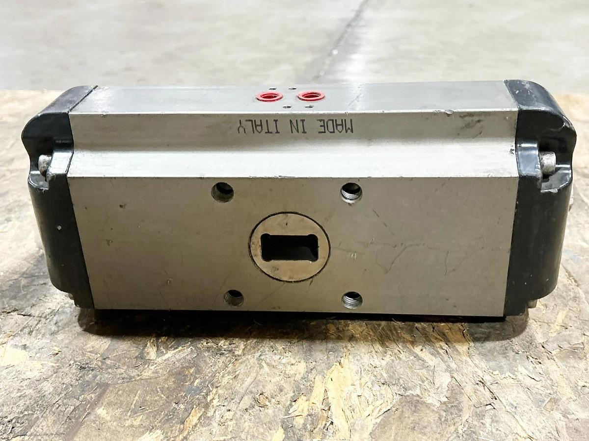 Used Automax S115DA Pneumatic Rack & Pinion S115DAV