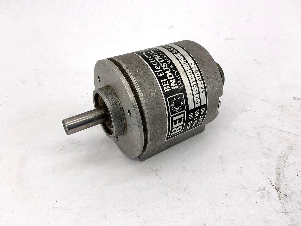 Used BEI Electronics 924-01002-023 Encoder 7-Pin
