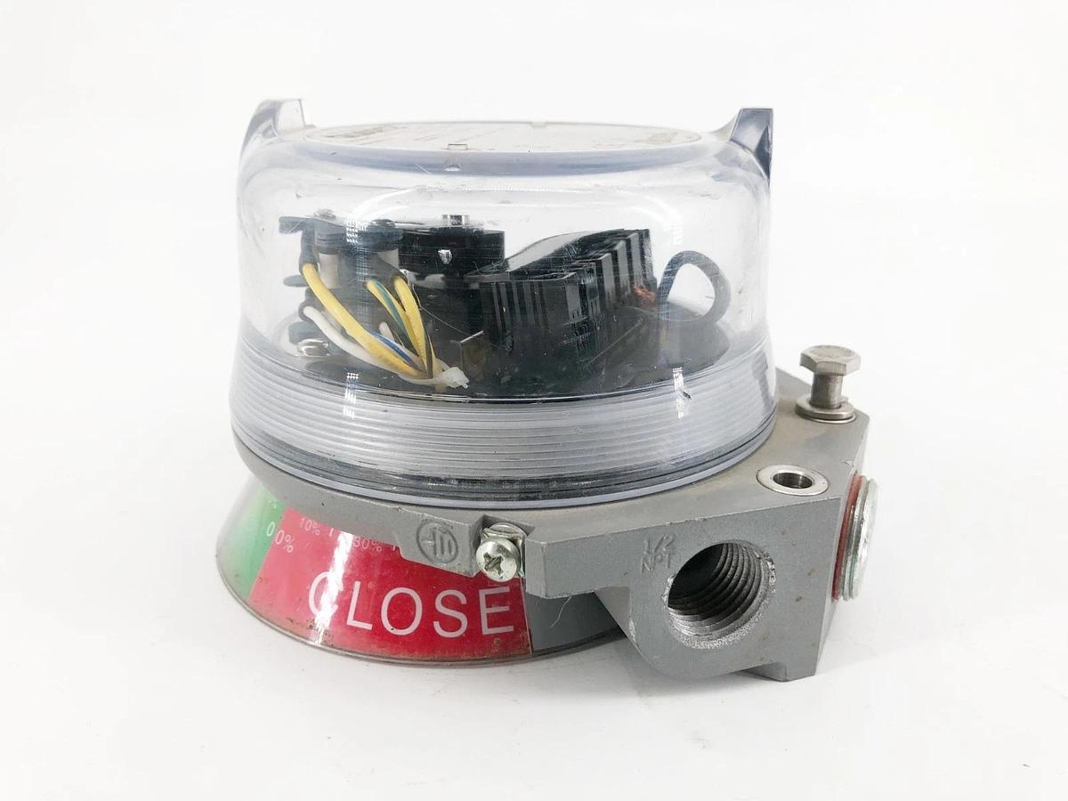 Used Stonel QG2WC02S1A Limit Switch 1A 125VAC 4-20mA 10-40VDC