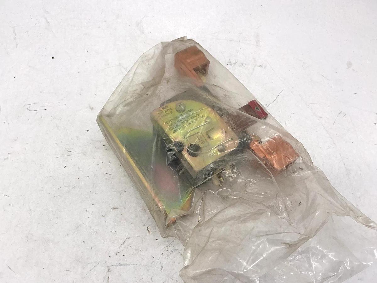 New Square D 9065-AFO-1L Ser B Thermal Overload Relay BiMetallic 150A 600VAC
