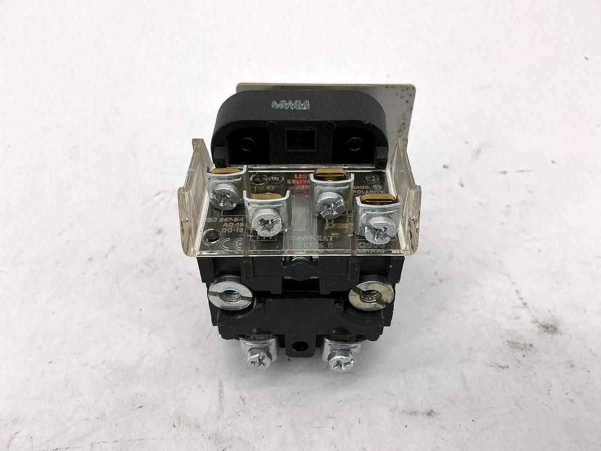 Used Allen Bradley 800T-FXMPH16AA7 Ser T Push Button Push/Pull 30.5mm 50/60HZ