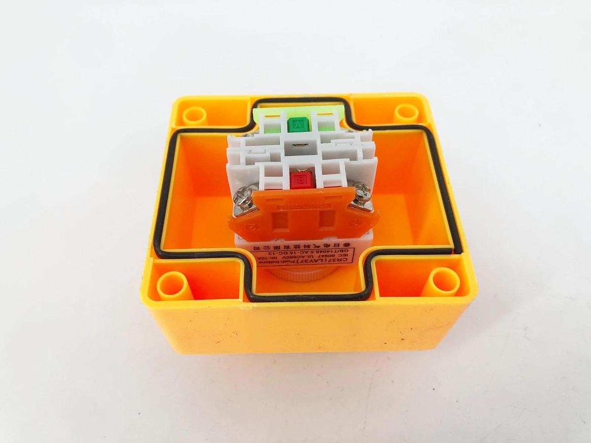 Lot of 3 New NxTop X001V7N0P9 Emergency Stop Pushbuttons 40mm - No Box
