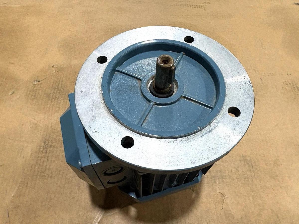 New ABB 3GVA072004-BSC M2VA71C-4 .65kW Electric Motor 240/480V 1690RPM