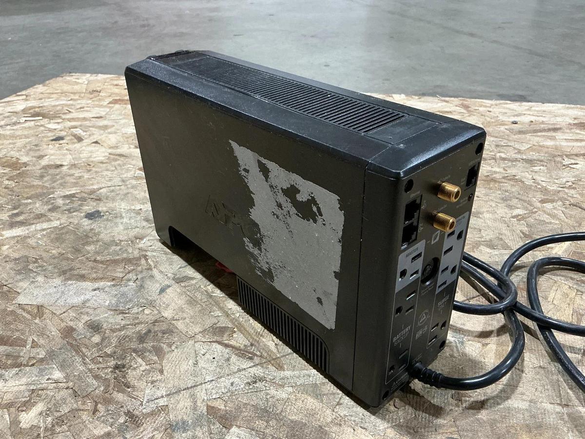 Used APC BR700G Uninterruptible Power Supply 12A 120V 50/60HZ MISSING BATTERY